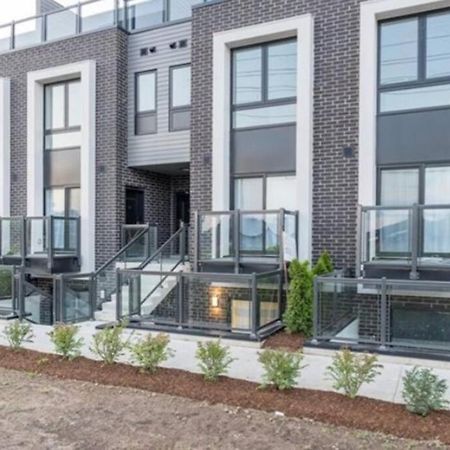Exquisite, Bright & Modern Condo. شلالات نياغارا المظهر الخارجي الصورة
